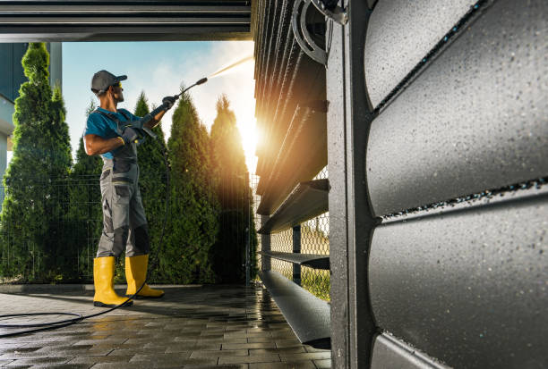 Best Playground Equipment Cleaning  in Fontana, CA